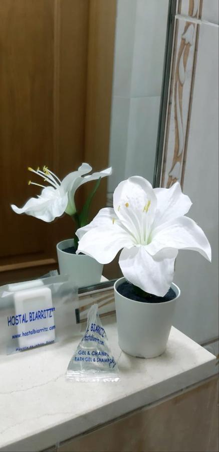 Hostal Biarritz Madrid Ngoại thất bức ảnh