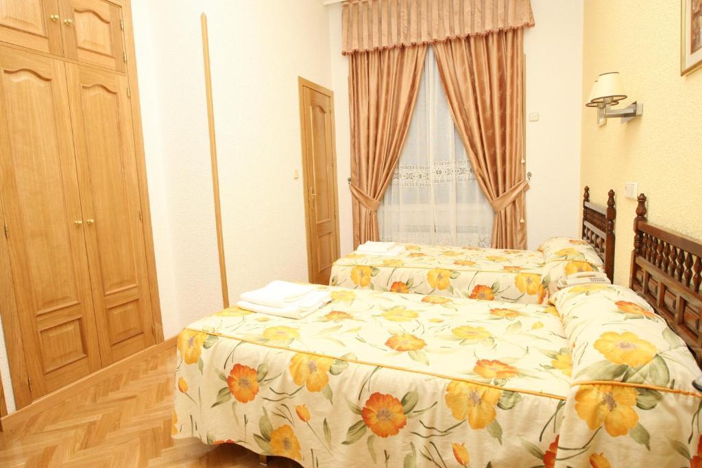 Hostal Biarritz Madrid Phòng bức ảnh