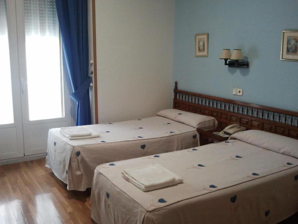 Hostal Biarritz Madrid Phòng bức ảnh