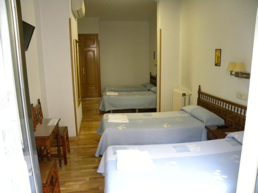 Hostal Biarritz Madrid Phòng bức ảnh