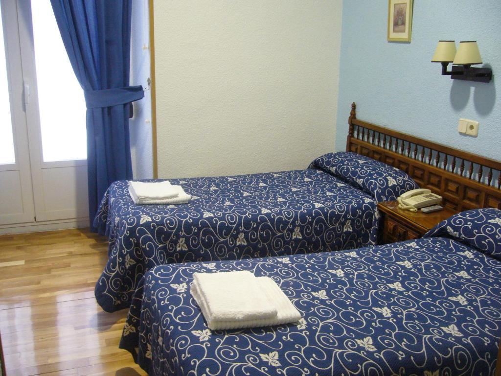 Hostal Biarritz Madrid Phòng bức ảnh